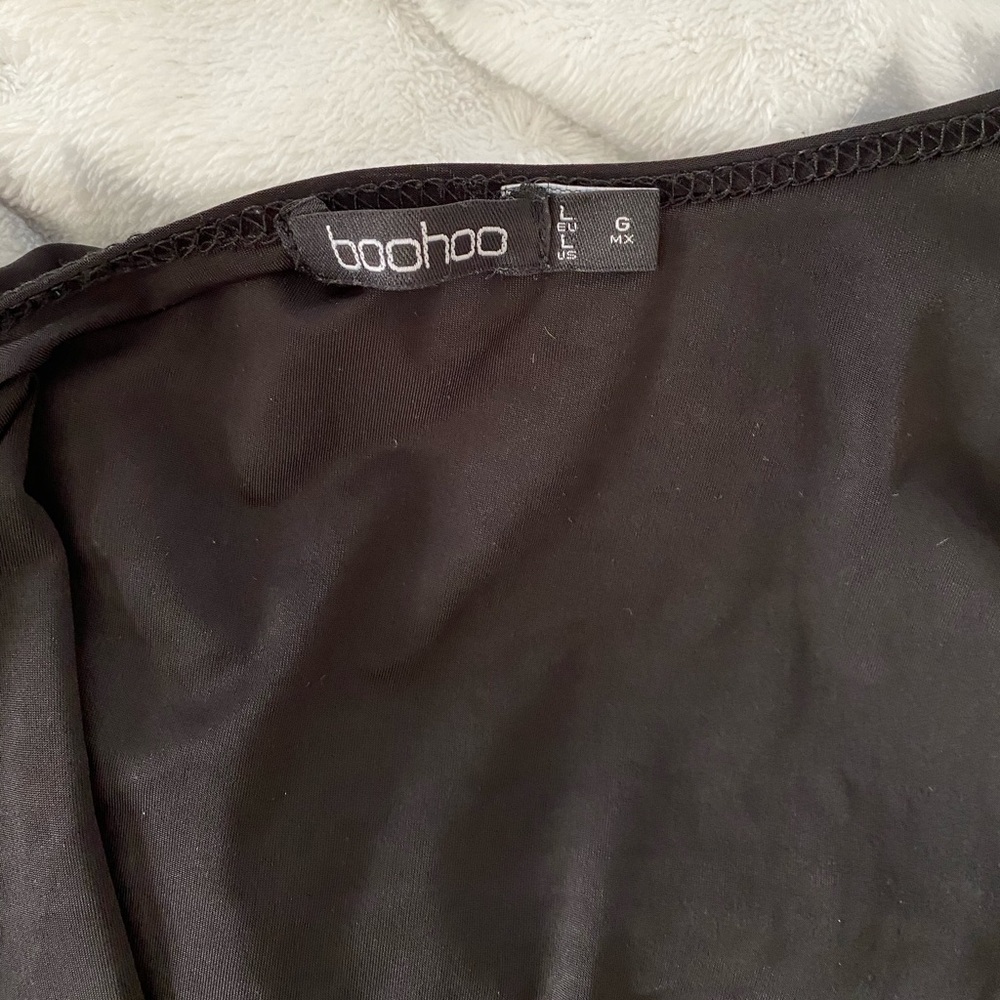 Boohoo Wrap around top - Picture 3 of 5